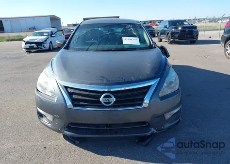 2013 Nissan Altima 2.5 S z USA, uszkodzony, nr VIN 1N4AL3AP6DC193323